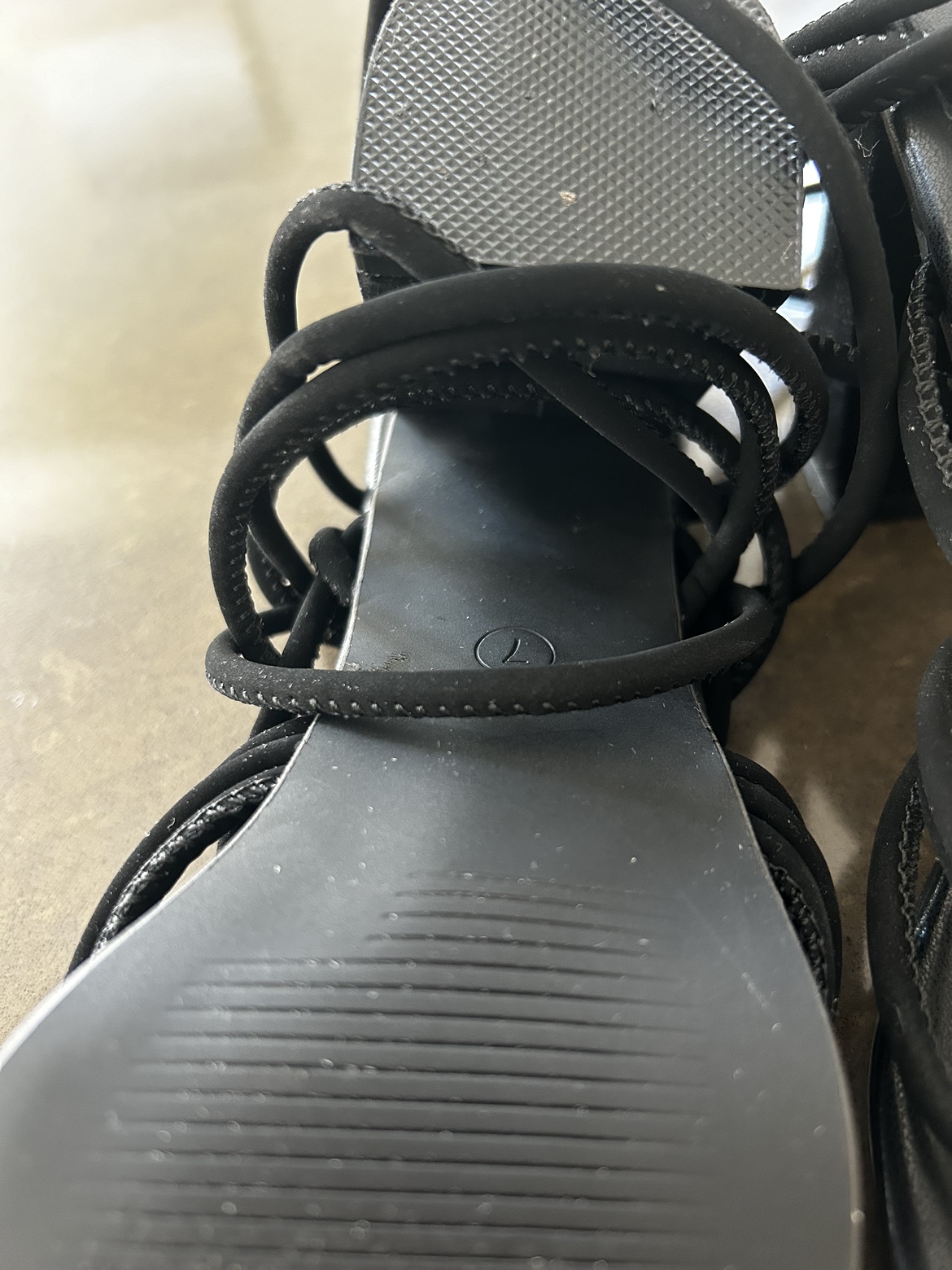 New block heel wrap around sandals size 7 - photo 2