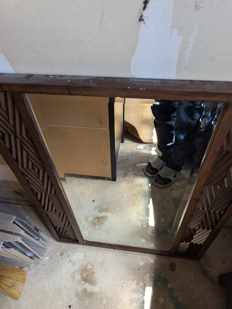 Mirror for entrance