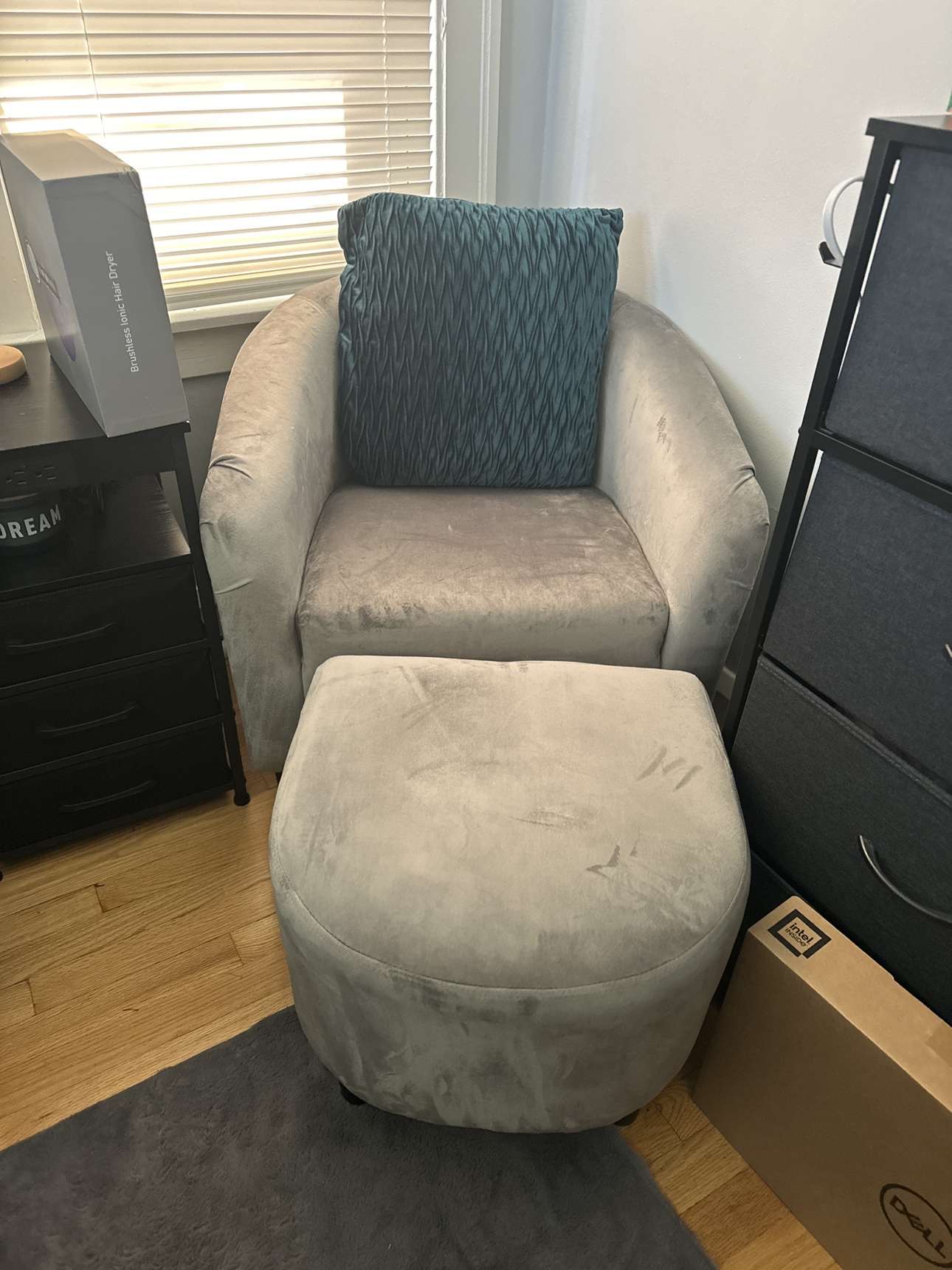Cozy little sofa with matching Ottoman
