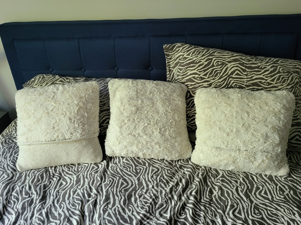 Decorative pillow set of 3 pcs ⚽️ image indicator(2)