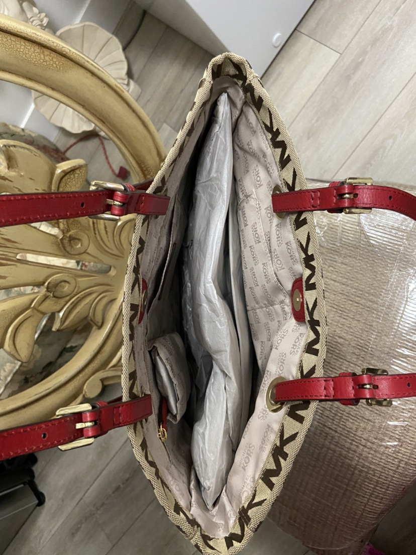 MK PURSE 4 SALE - photo 2