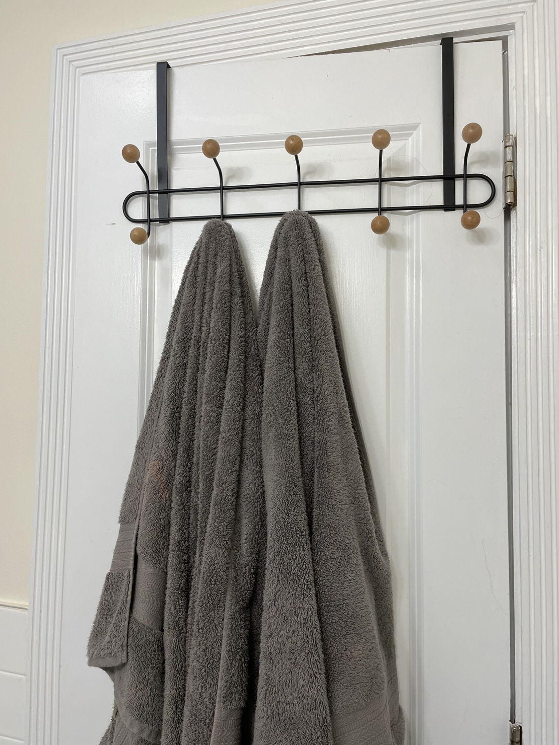Bathroom hanger