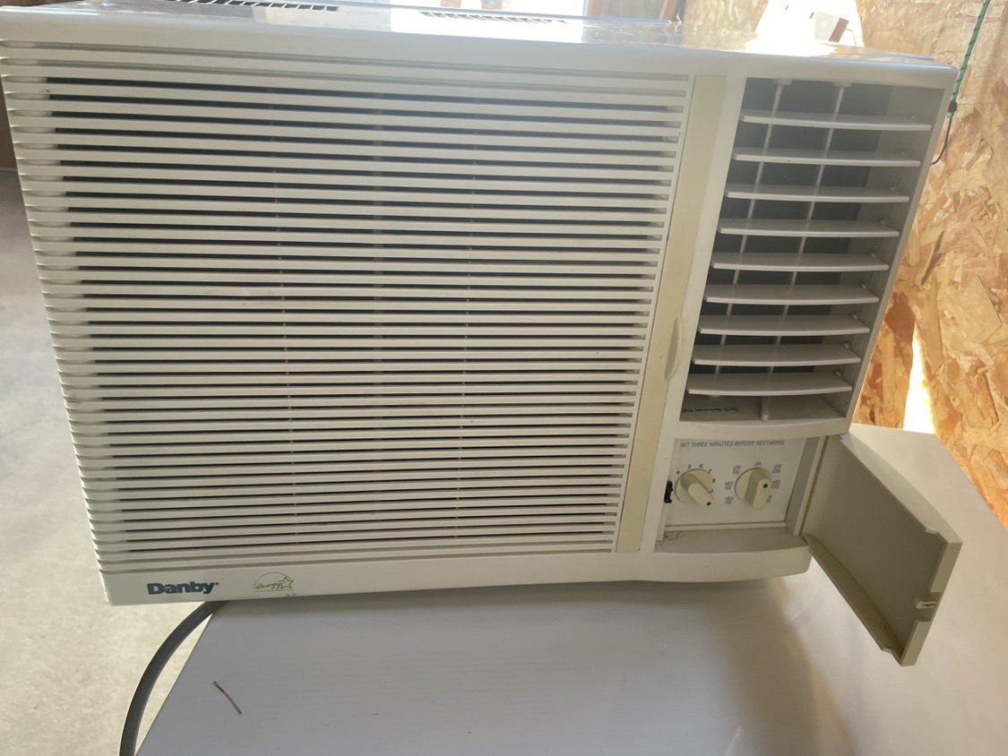 5000 BTU Air conditioner AC