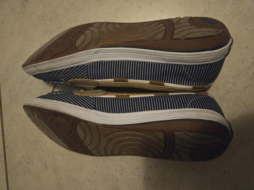 Sperry-Style Keds Boat Shoes Size 7/37.5/4.5 image indicator(3)