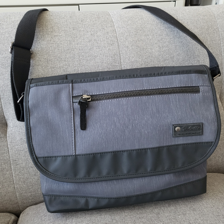 Voluttà Grey Laptop Messenger Bag image indicator(2)
