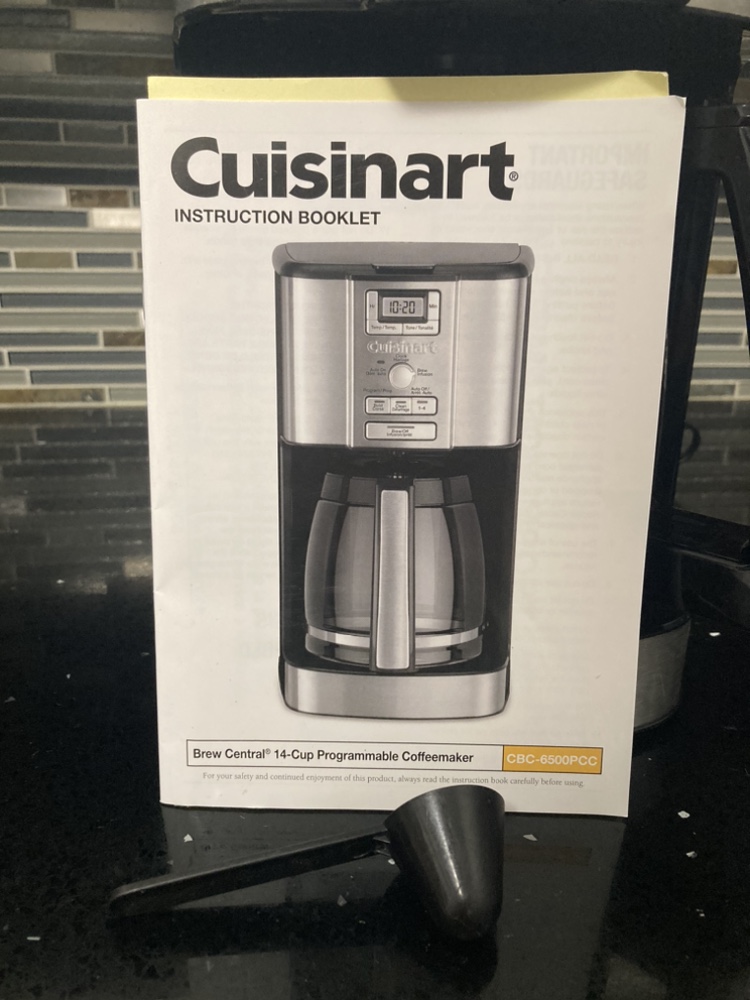 Cuisinart 14-Cup Brew Central Programmable Coffeemaker image indicator(2)