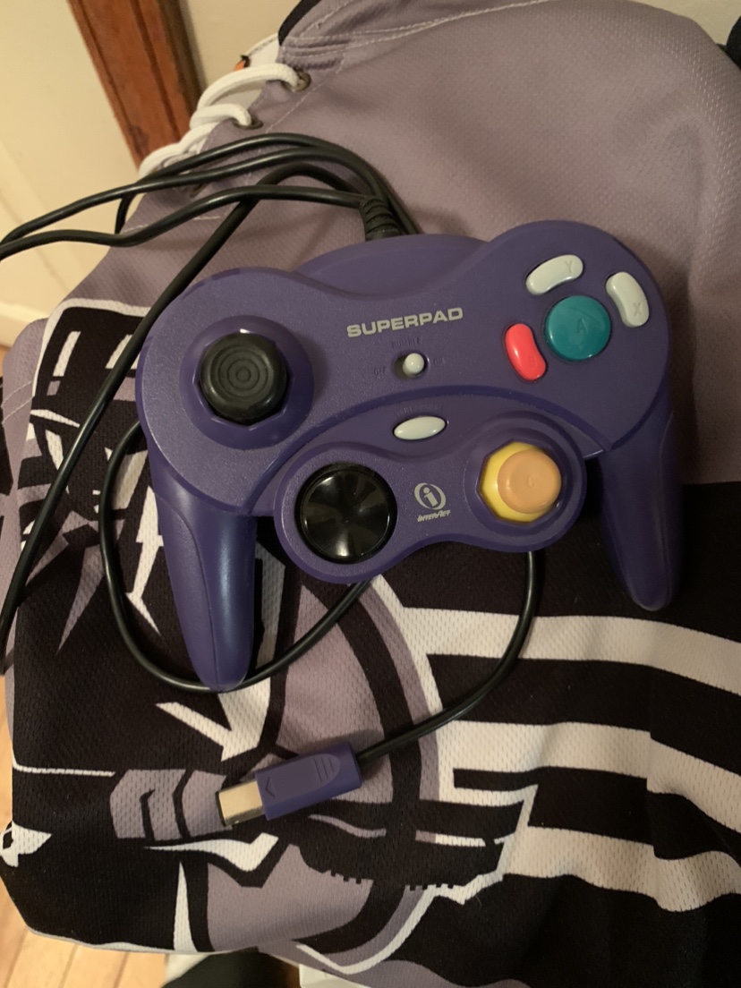Nintendo game cube super pad controller used thumbnail