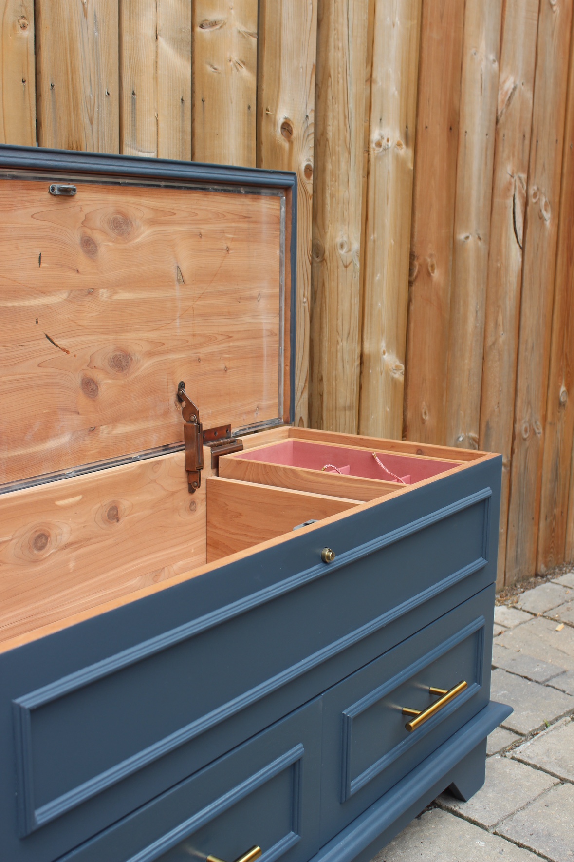 Refurbished Jewelry Chest - photo 2
