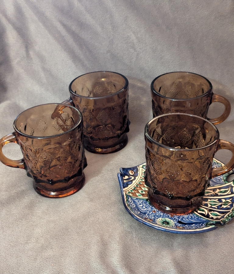 VINTAGE Fire King Anchor Hocking Set of 4 Amber Kimberly Mugs⚽ image indicator(5)