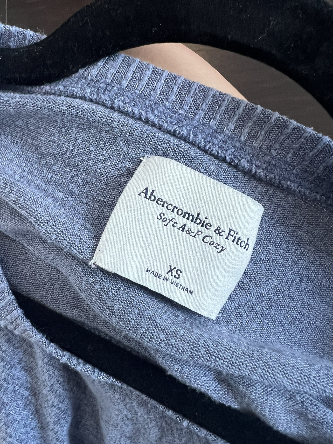 Abercrombie long sleeve shirt image indicator(2)