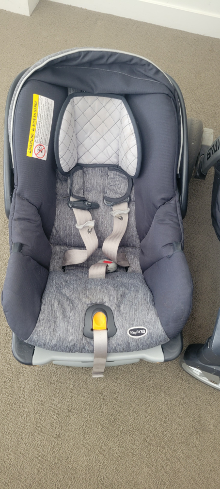 chicco bravo 3 in1 stroller - photo 2