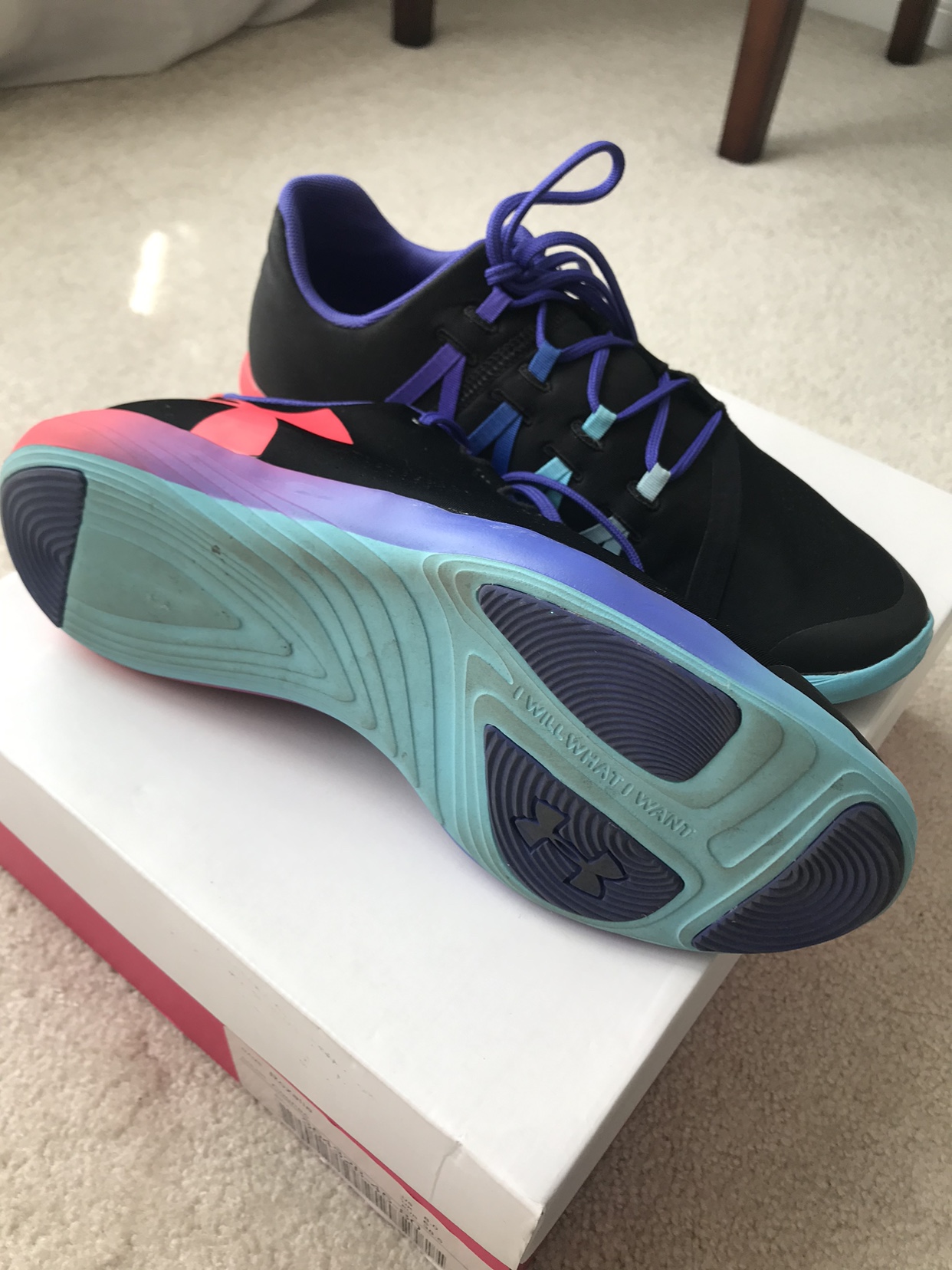 Under armour girls runners, 6 ⚽️ image indicator(6)