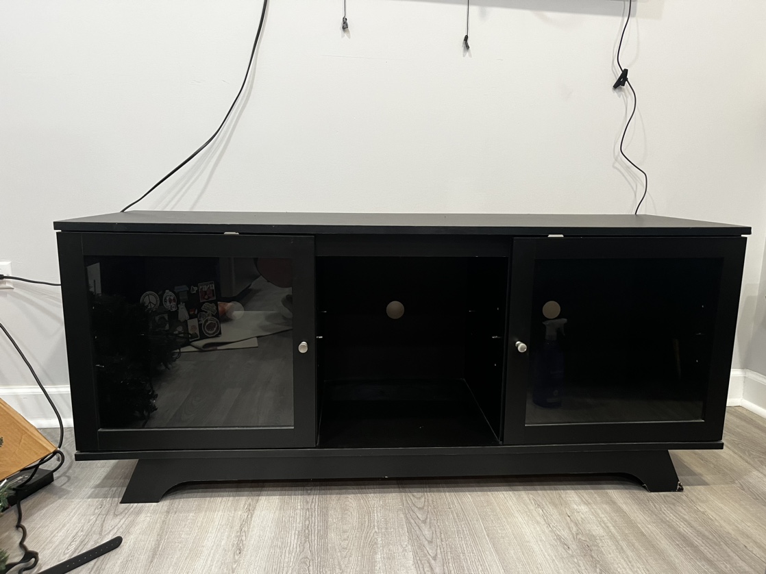 TV console - photo 4