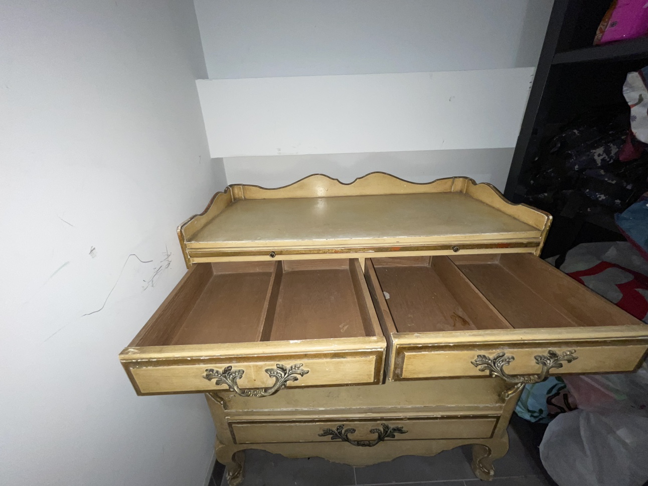 Nightstand for TV lamp - photo 2