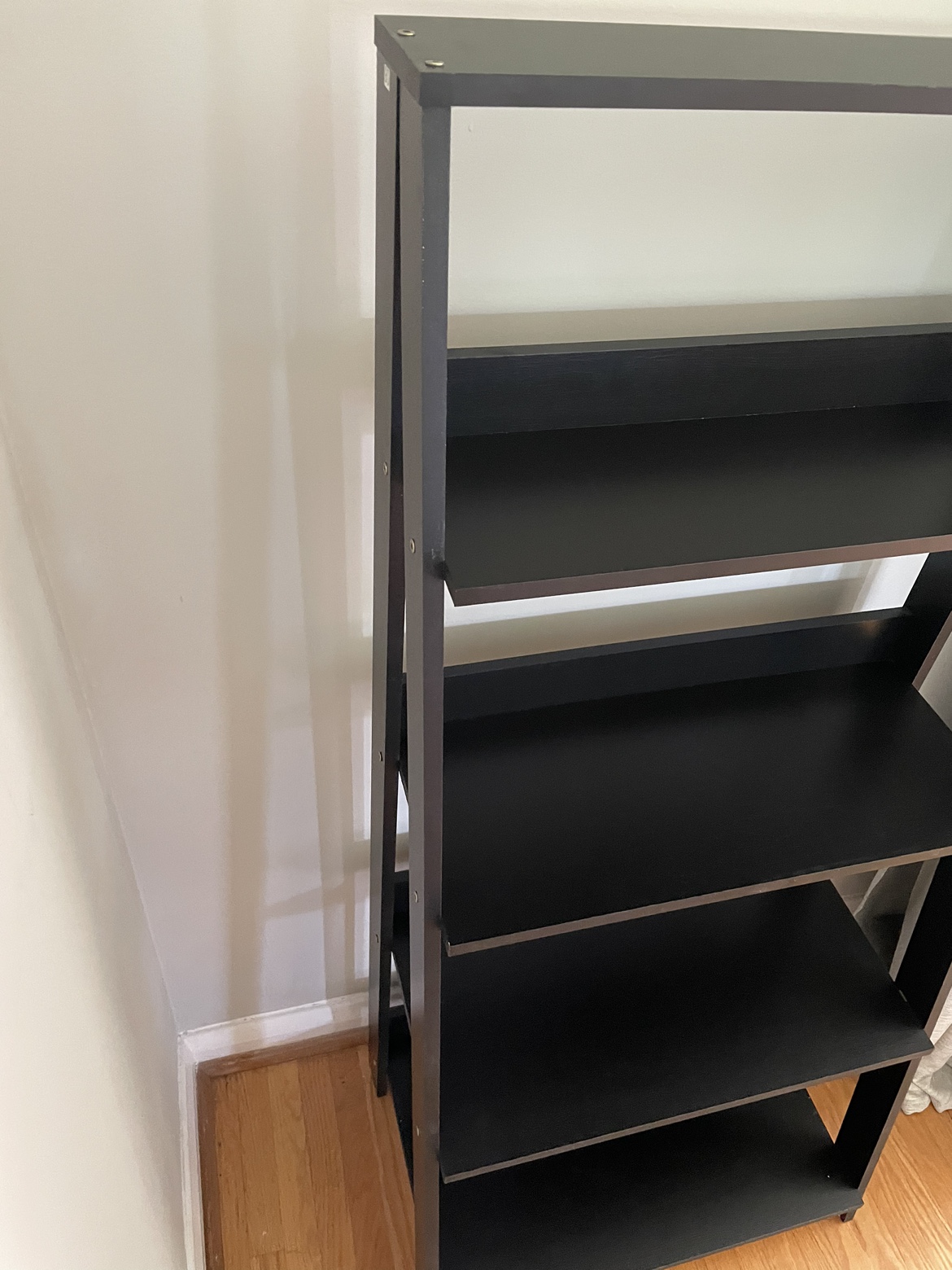 Moving Sale / 5- Tiere Ladder Shelf, Free Standing Bookshelf image indicator(5)