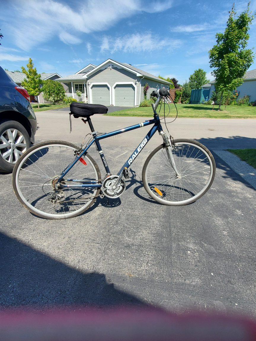Men's Raleigh Sport 21 Speed Mountain Bike - photo 2