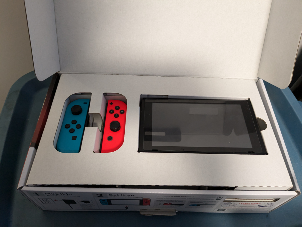 Nintendo Switch - photo 2