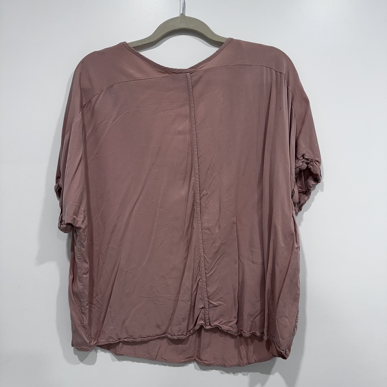 F21 Pink Flowy Tee image indicator(2)