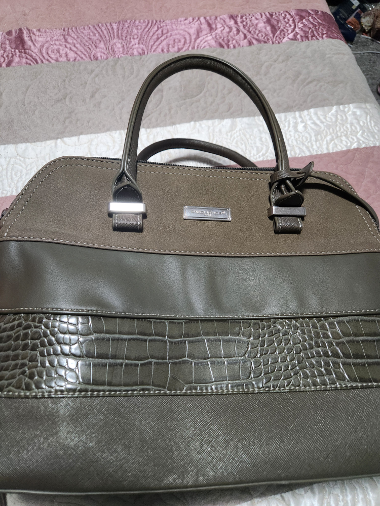 hand bag🥕🥕🥕🥕