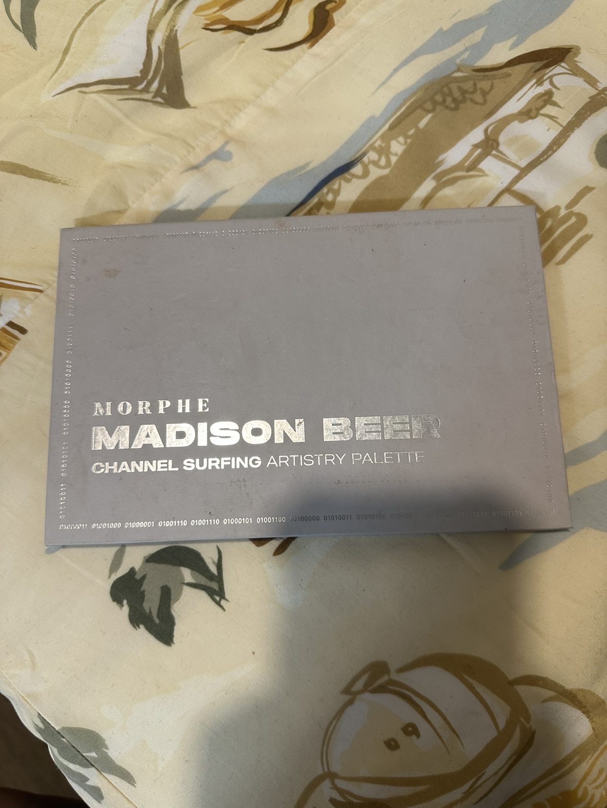 Morphe x Madison Beer Channel Surfing Artistry Palette