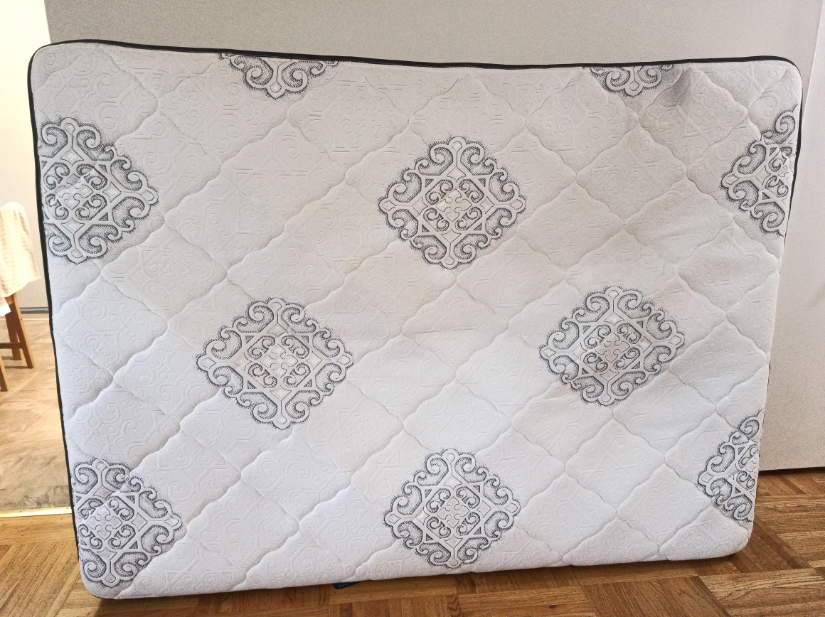 Beautyrest queen size bed and Mattress - photo 2