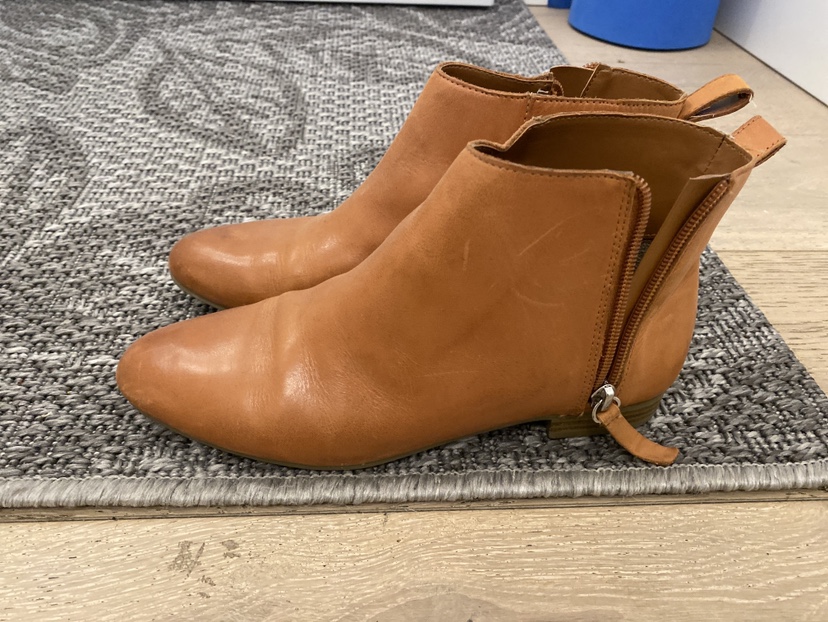 Tan GAP booties size 6