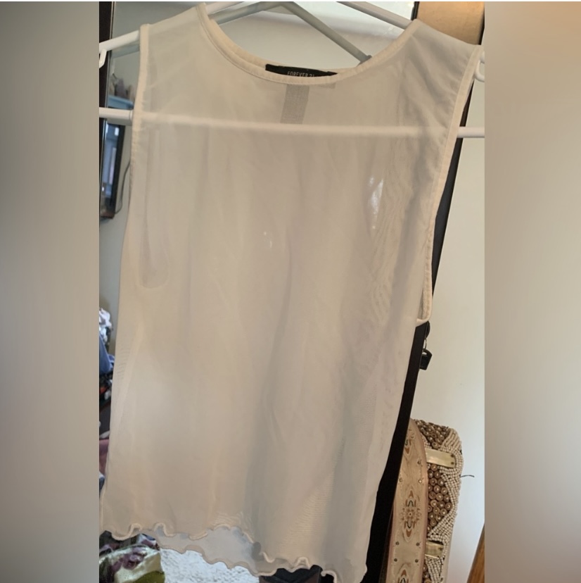 2 Forever 21 Layering Tank Tops - photo 2