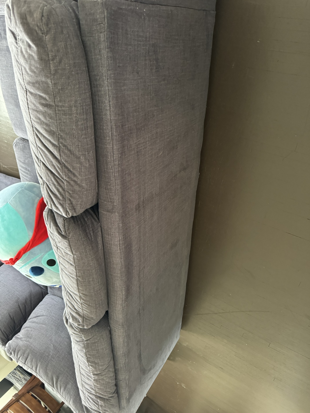 L couch , pet free and steam cleaned - photo 3