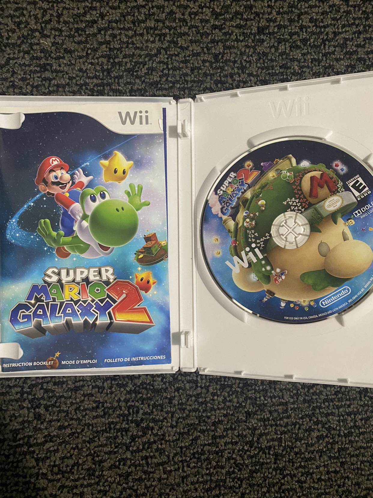 NEAR MINT condition Super Mario Galaxy 2 thumbnail