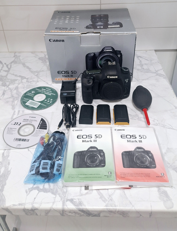 Canon EOS 5D Mark III