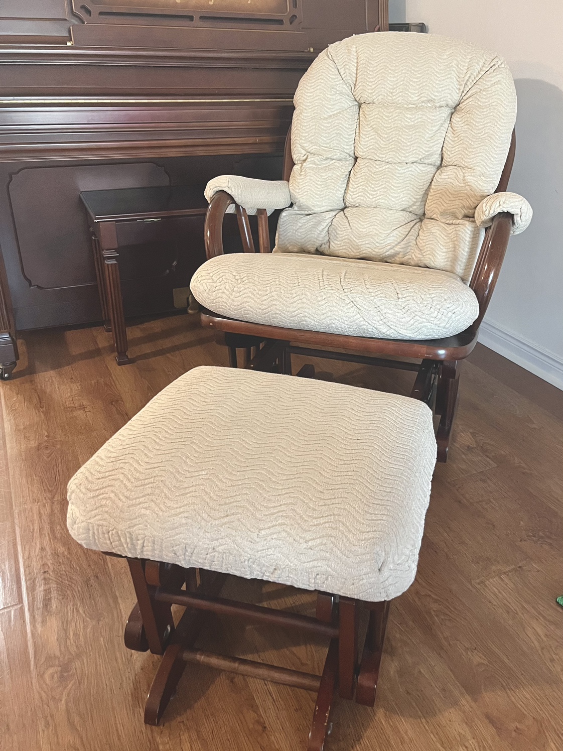 Rocking chair with rocking foot stool - photo 2