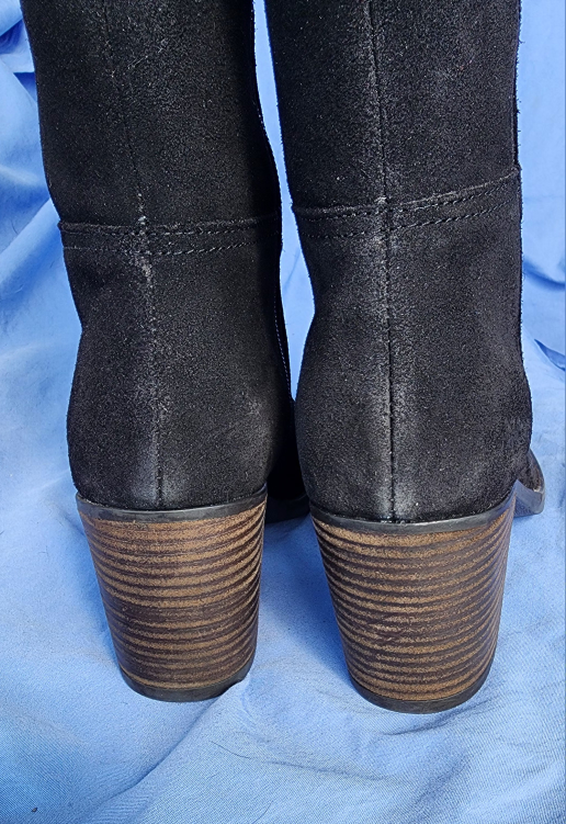 Womens Knee High Suede Boots BNIB image indicator(6)