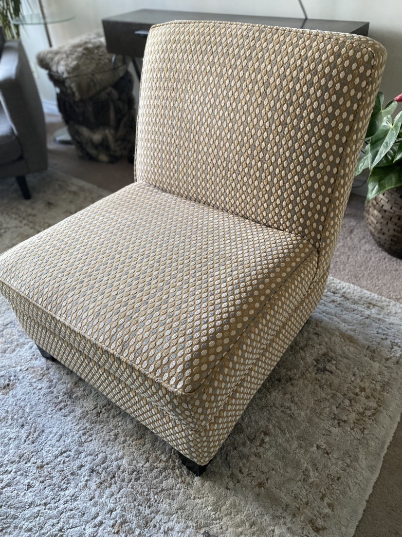 Modern accent chair. thumbnail
