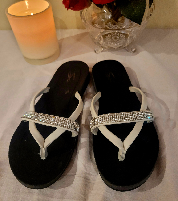 sandals thumbnail