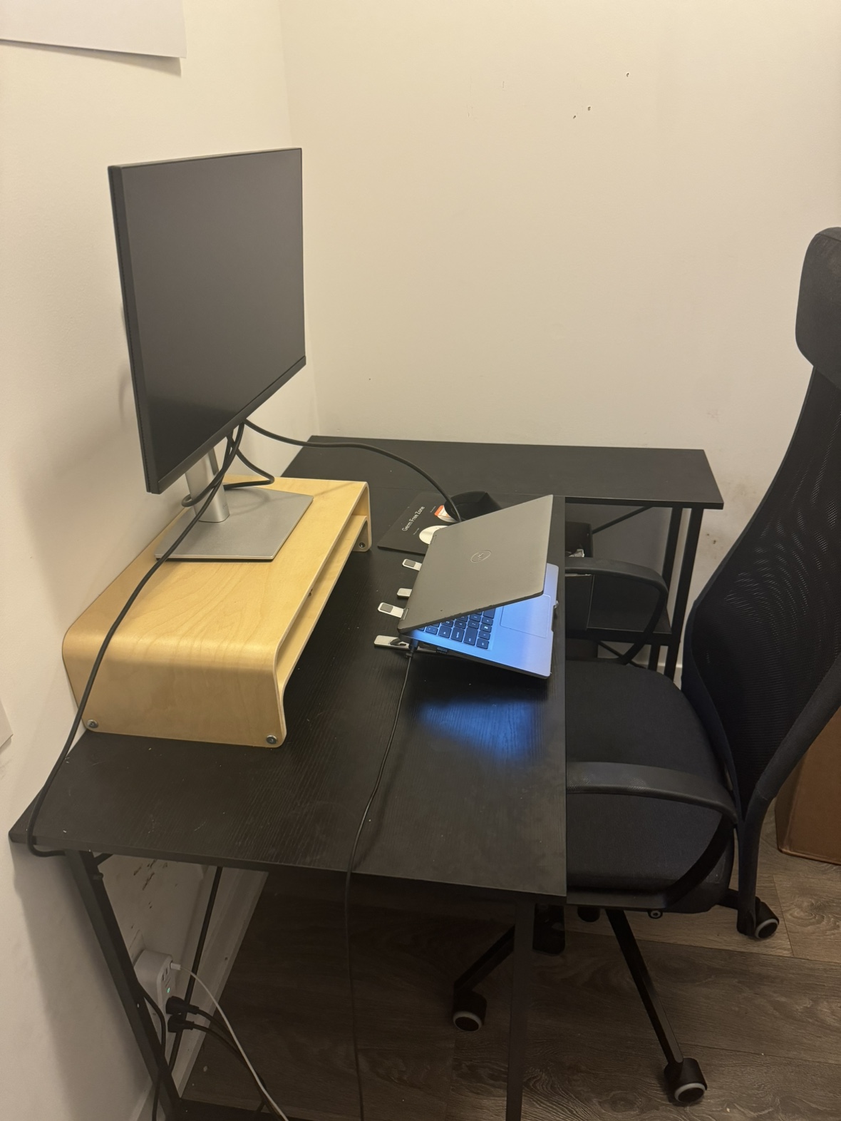 Reversible L shape office desk image indicator(6)