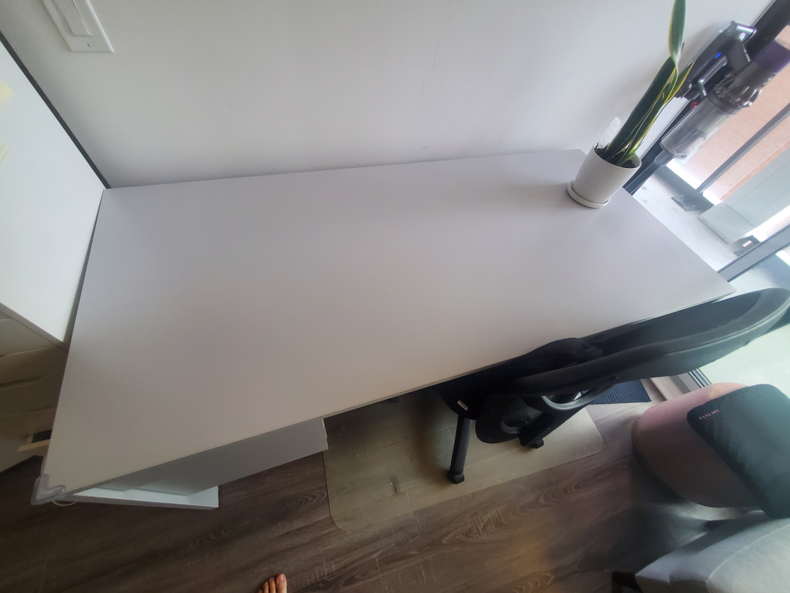 wooden desk - photo 3