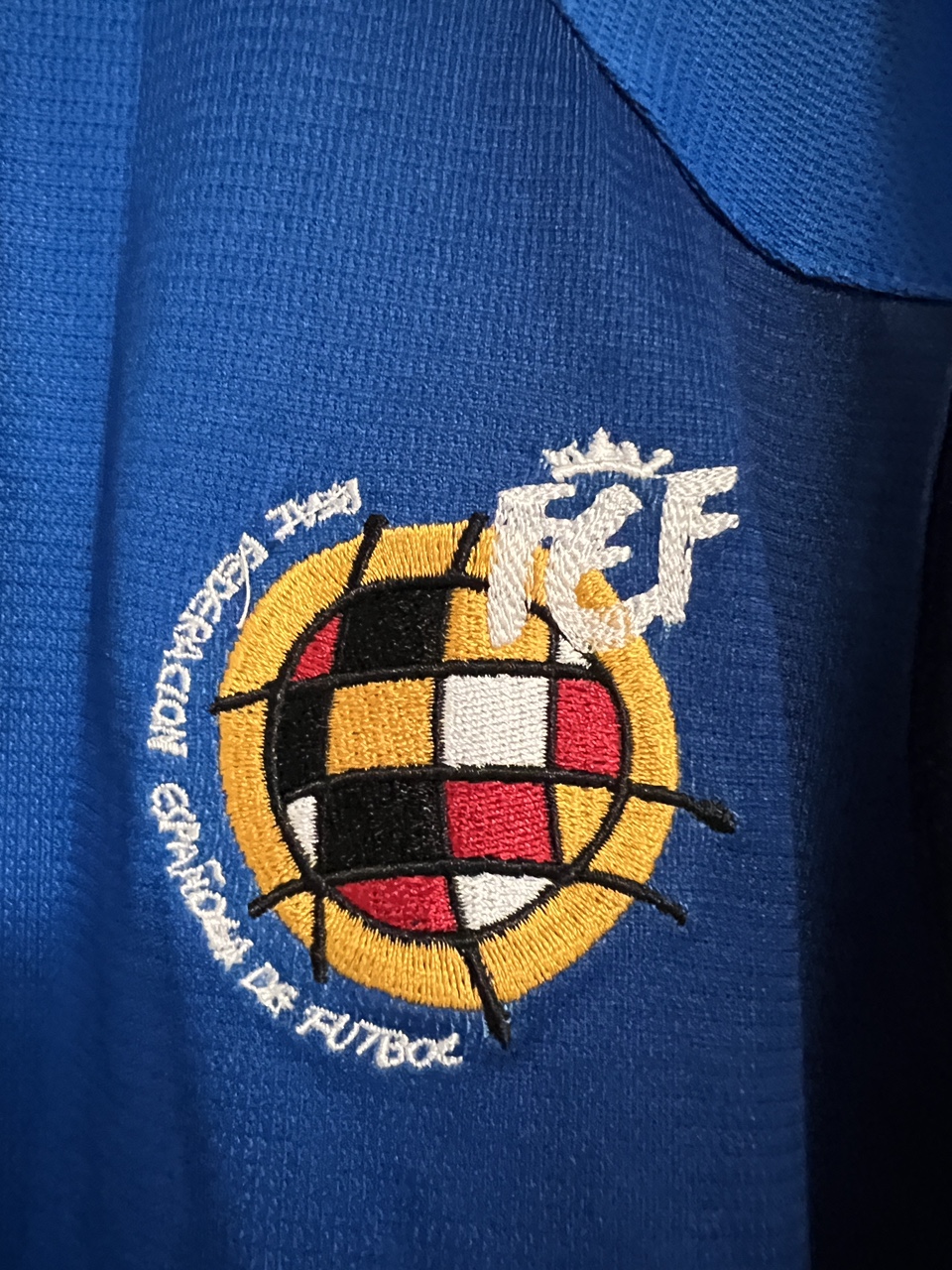 Spainv Blue Bird Soccer Jersey Shortsleeve (2004-2005) image indicator(3)