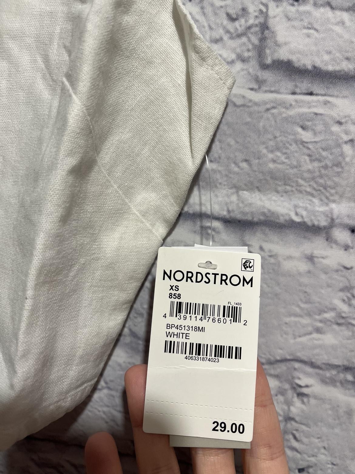 New Linen Crop Tank XS image indicator(2)