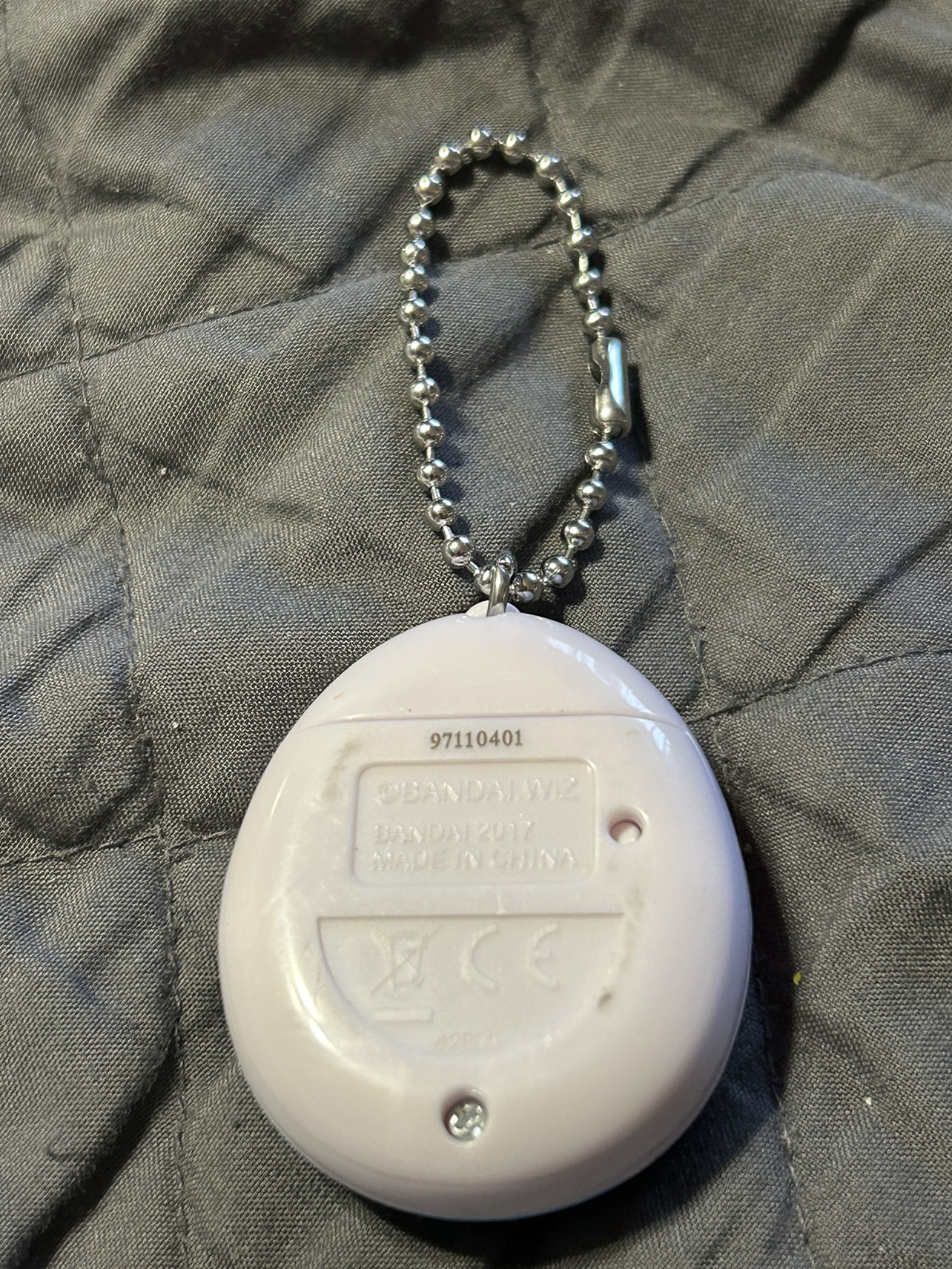 Bandai Tamagotchi Rainbow Candy Swirl Virtual Pet 2017 - Works image indicator(3)