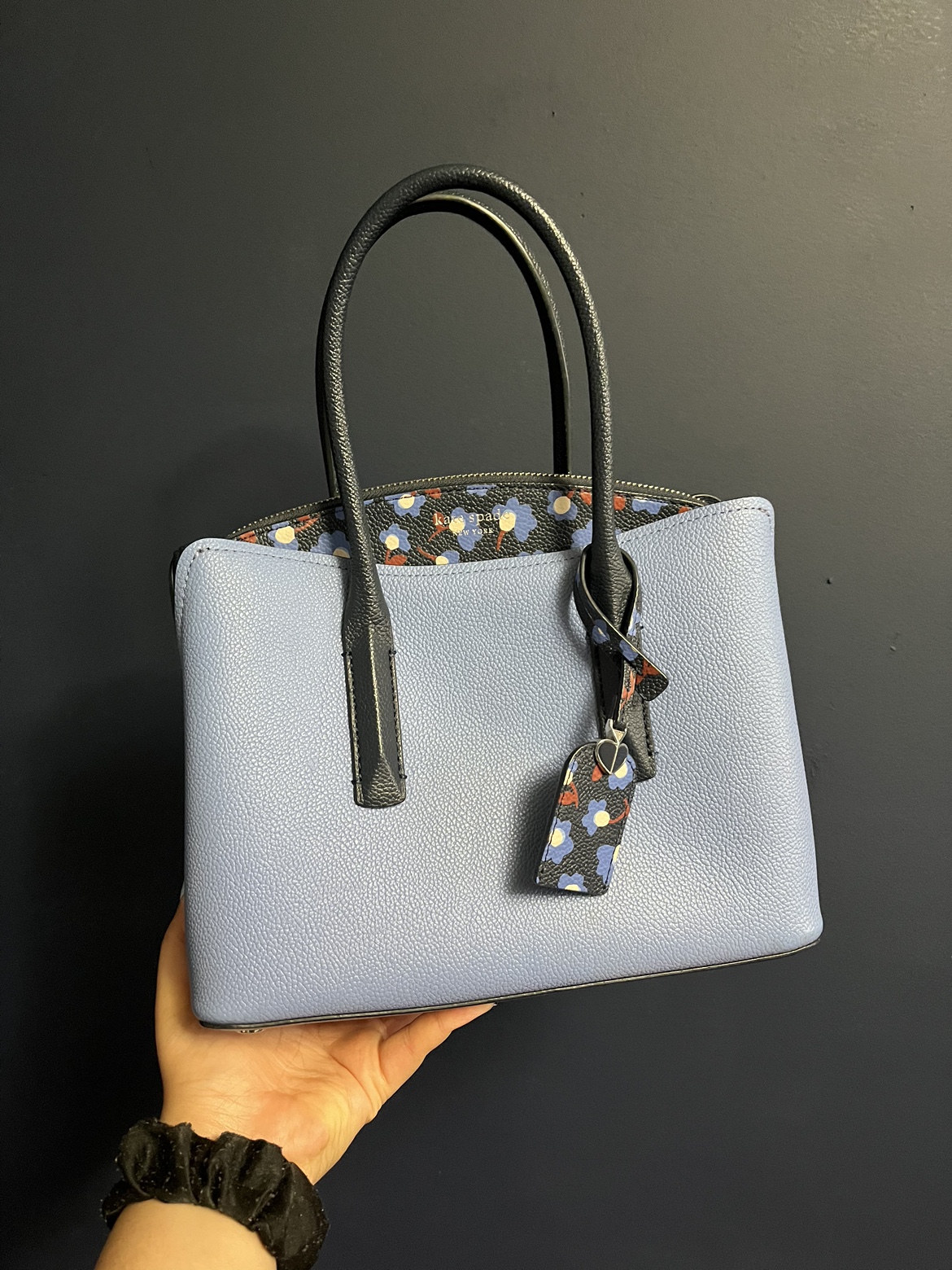 Kate spade purse with strap