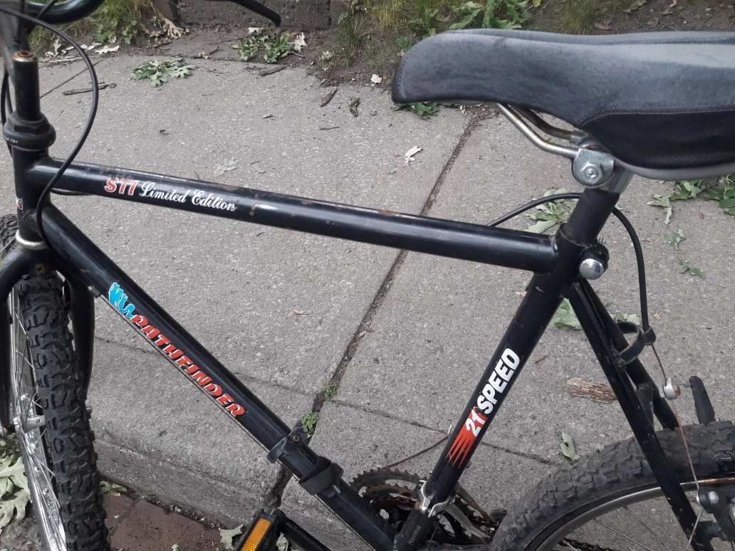 Sport's Bike for sale image indicator(3)