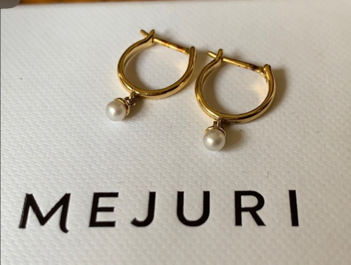 Mejuri Hoop Earings