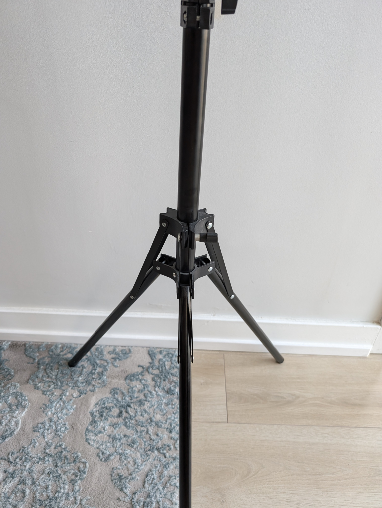 Ring Light with Tripod Stand  - Rarely used - photo 4