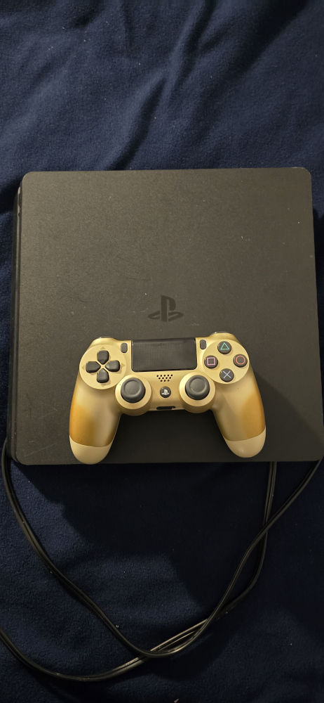 PlayStation 4 1 Terabyte of storage - photo 5