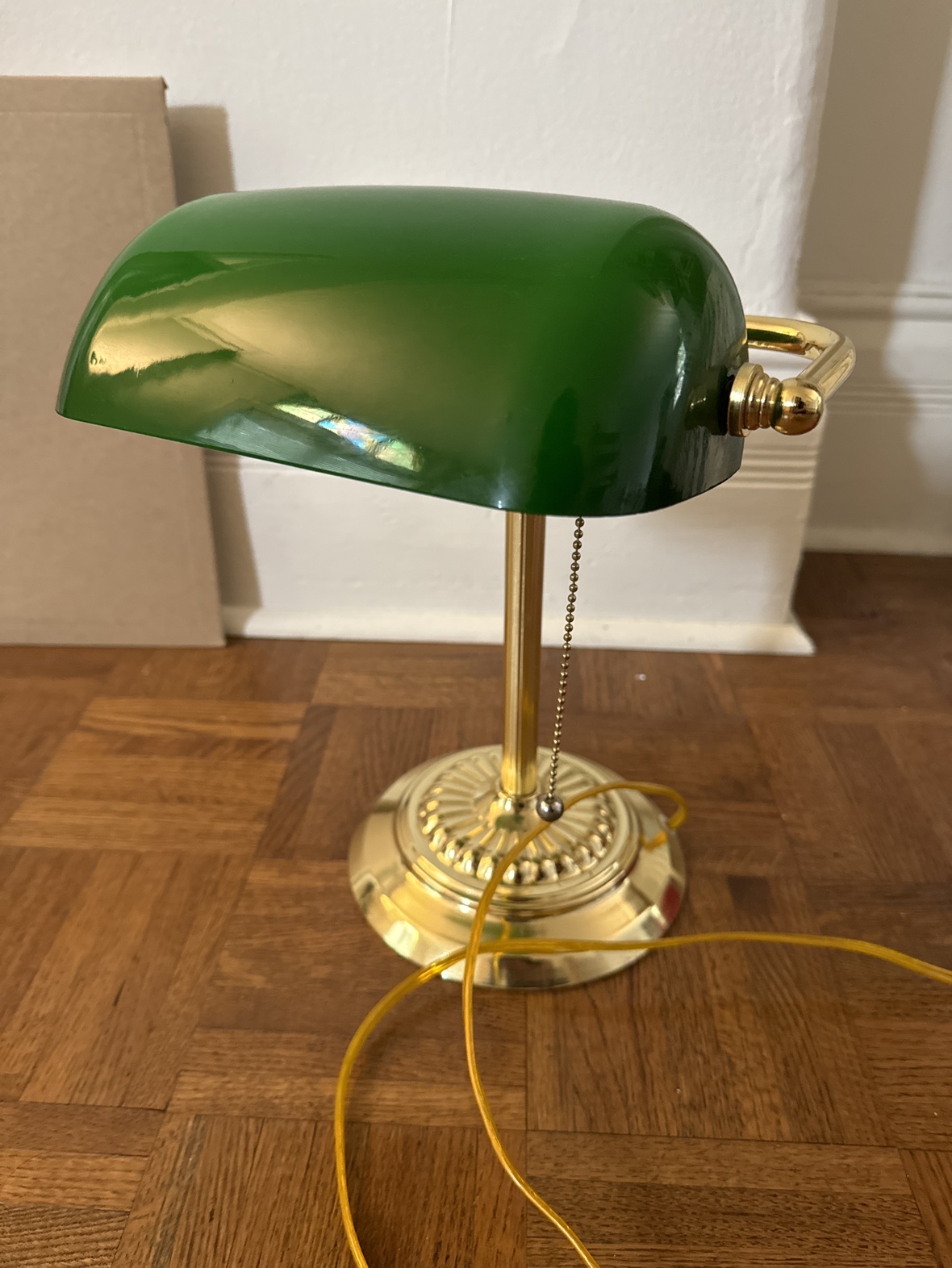 Retro lamp thumbnail