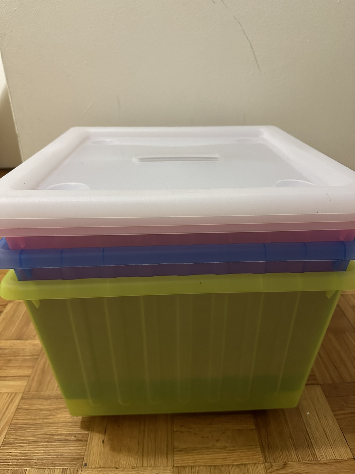 Storage crates - Ikea vessla with lids , must take all 3 - photo 2