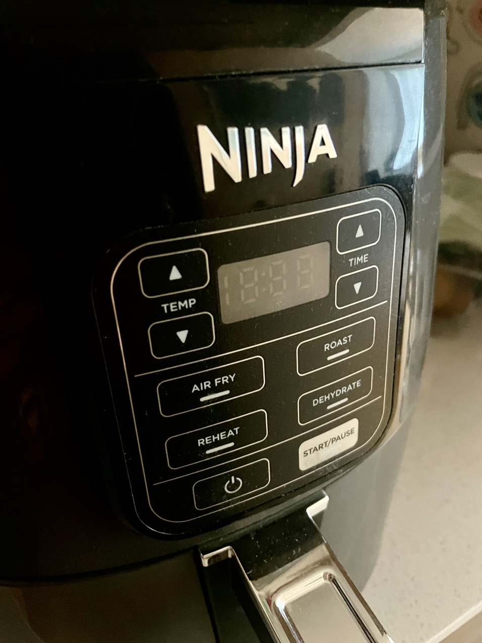 Ninja Air Fryer (4-Quart) - photo 3