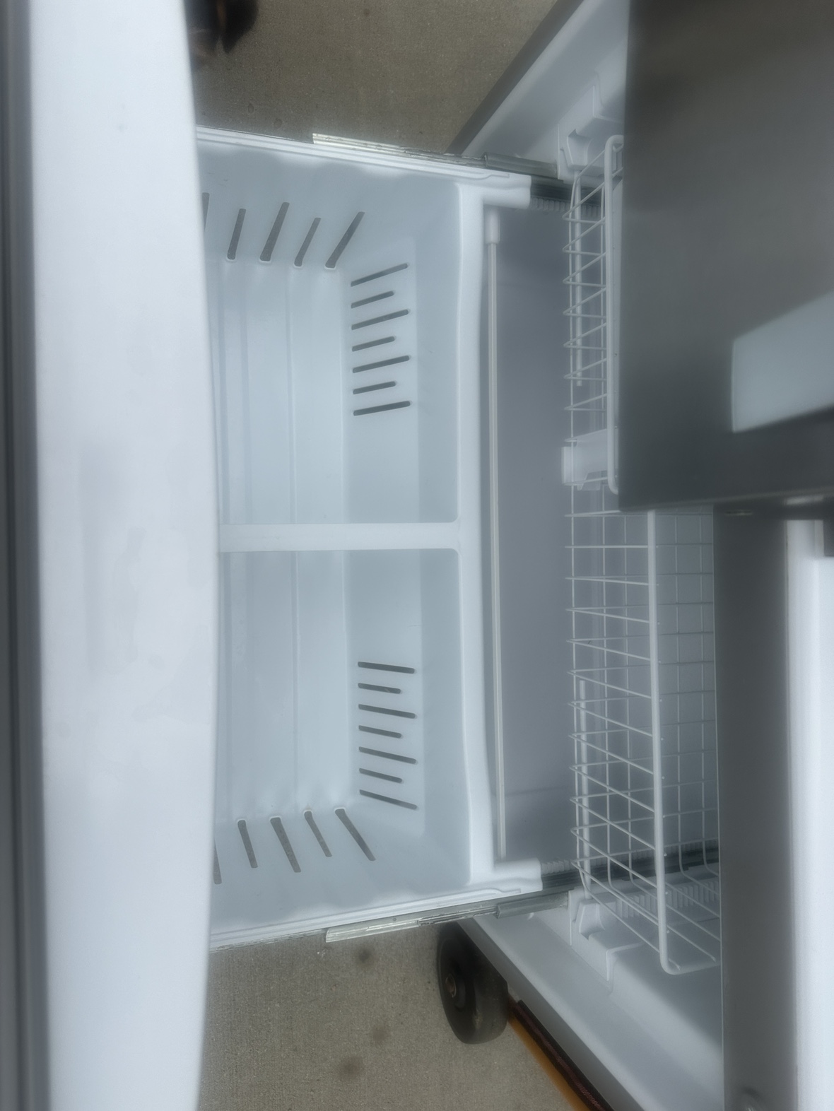 Fridge Whirlpool - photo 3