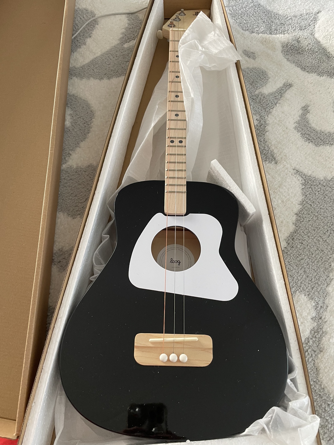 Loog mini acoustic kids guitar in black - photo 2