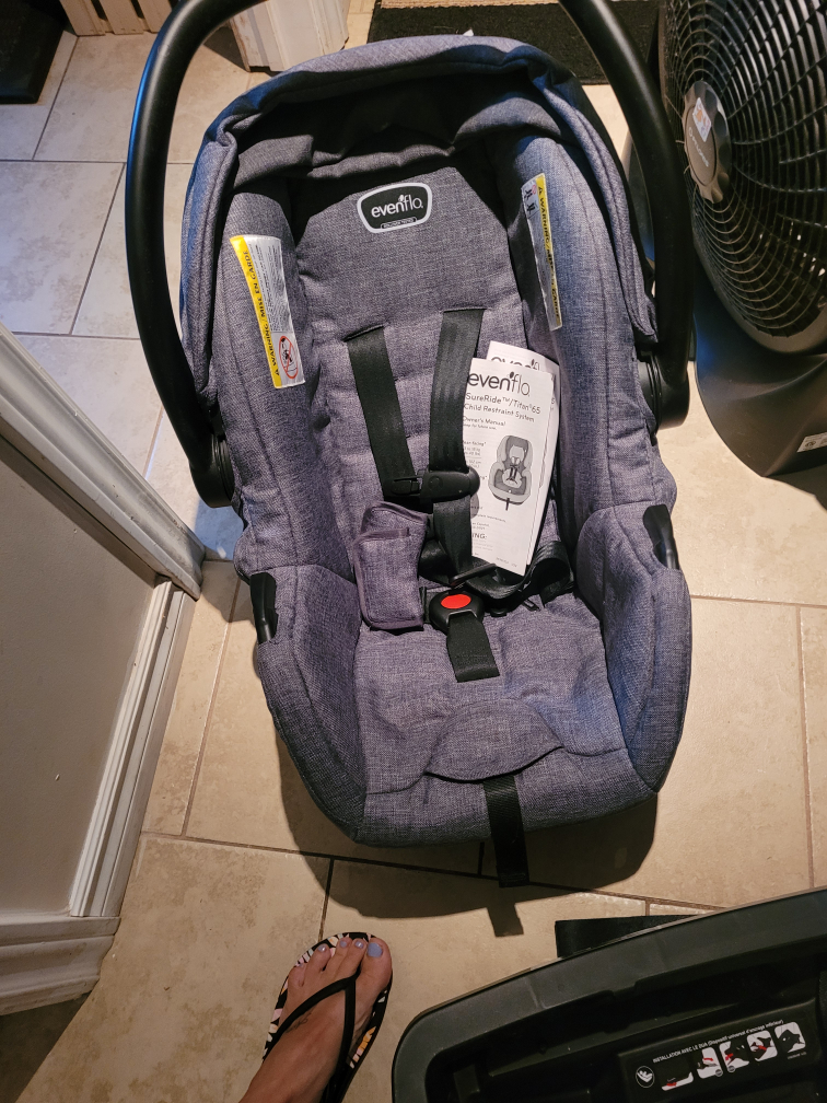 Infant car seat